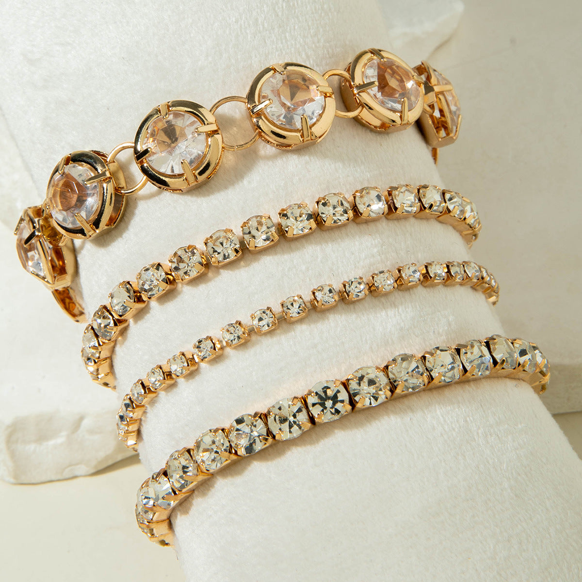Vintage Geometric Twist Alloy Bracelet For Women