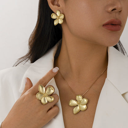 Metal Flower Pendant Necklace And Clip-On Earring Set