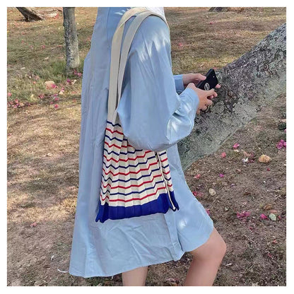 Ruffle Woven Fabric Shoulder Handbag