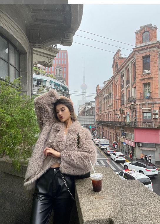 Suit Collar Fur Coat Premium Plush Material