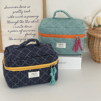 Classic Plaid Cosmetic Bag Minimalist Travel Pouch