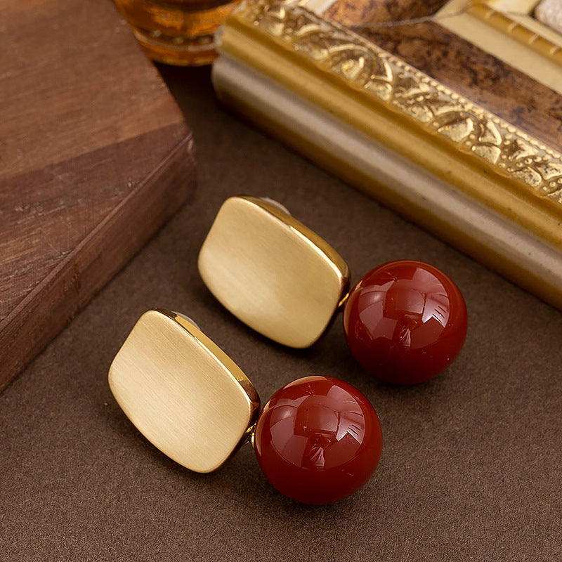 Elegant Round Red Pearl Ear Clips For Women