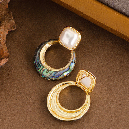 Trendy Pearl Shell Earrings Stylish Gold Geometric Design