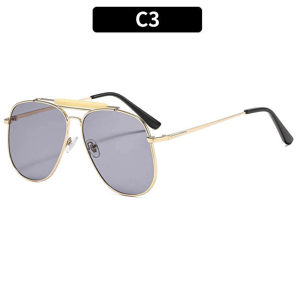 Trendy Metal Frame Retro Sunglasses for Men and Women