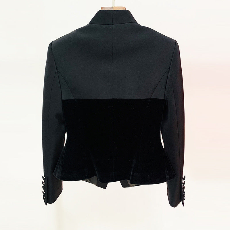 Structured Velvet Blazer for Elegant Casual Wear