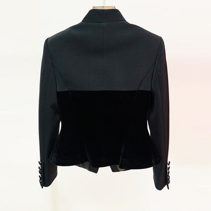 Structured Velvet Blazer for Elegant Casual Wear
