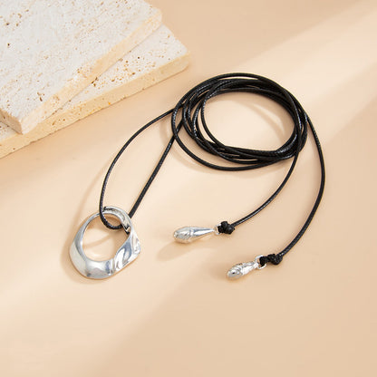 Minimalist Geometric Pendant Long Necklace In Gold