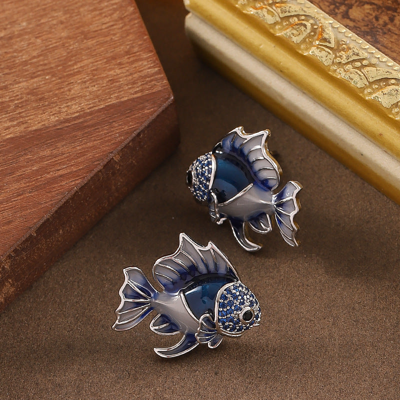 Elegant Koi Fish Stud Earrings With Drip Oil Design