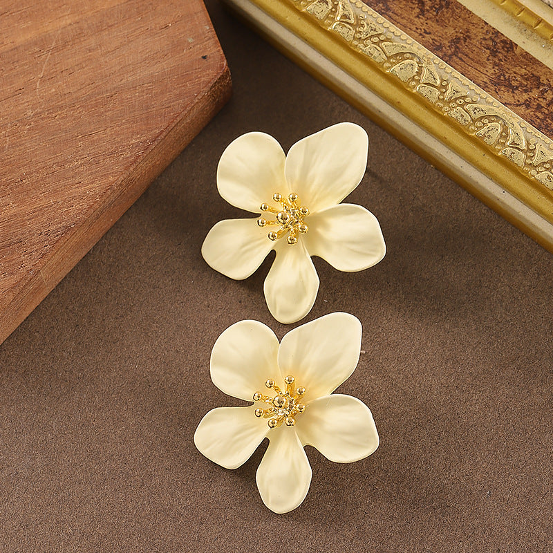18K Gold Plated Fashion Klein Blue Floral Stud Earrings