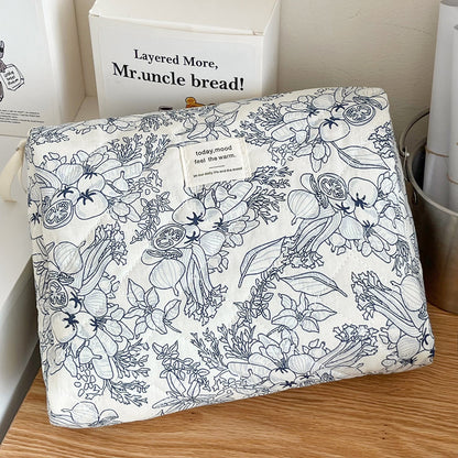 Simple Flower Print Simple Make Up Bag