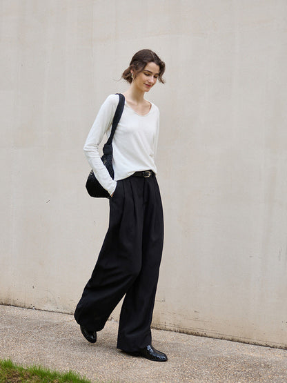 Classic U-Neck Long Sleeve Knit Top in Cotton-Linen Blend