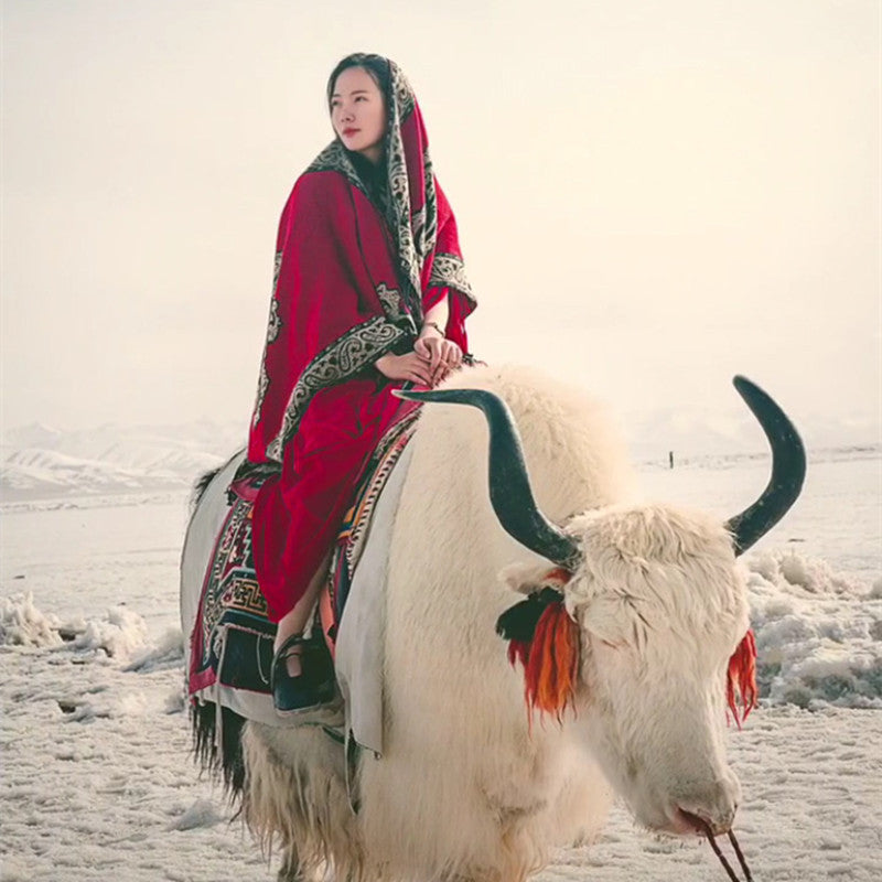 Thickening Cloak With Ethnic Style Grassland Cloak
