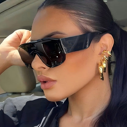 Stylish Rectangle Frame UV400 Sunglasses for Outdoor Activities