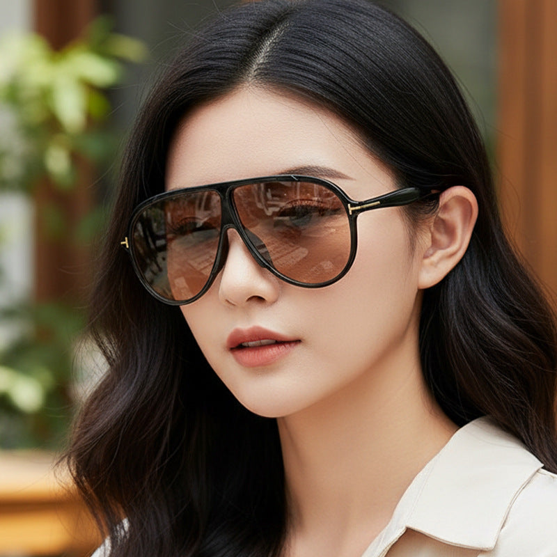 Trendy Large Frame Sunglasses Fashionable Outdoor UV Protection