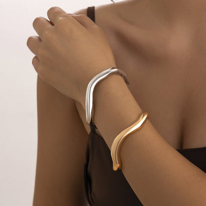 Trendy Irregular Geometric Metal Lava Bracelets For Women