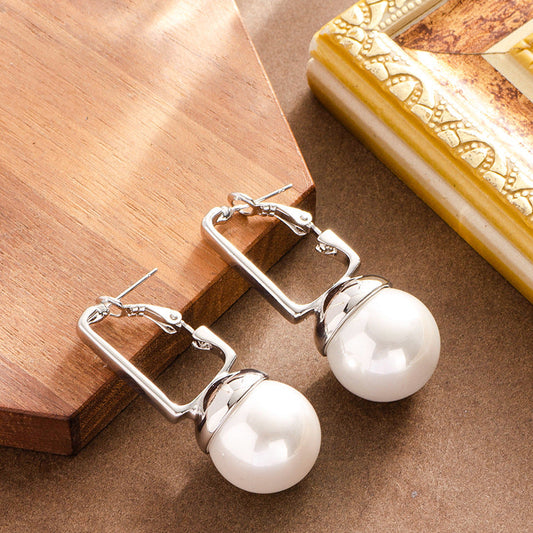 Fashion Pearl Earrings Stylish Geometric Design 925 Silver Needle