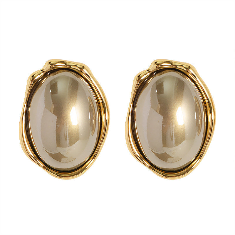 Fashionable Oval Pearl Stud Earrings With 925 Silver Posts