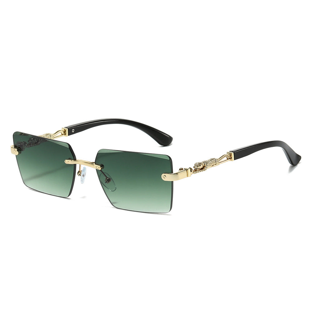 Trendy Square Sunglasses with Leopard Decoration
