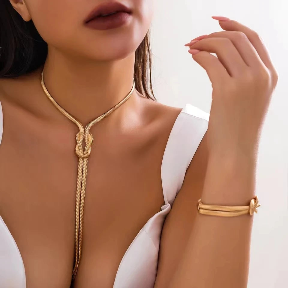 Alla Bracelet & Necklace