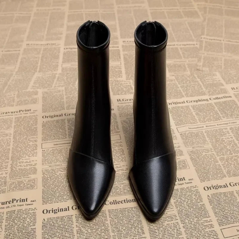 Liliana Boots