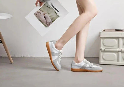 Renata Sneakers