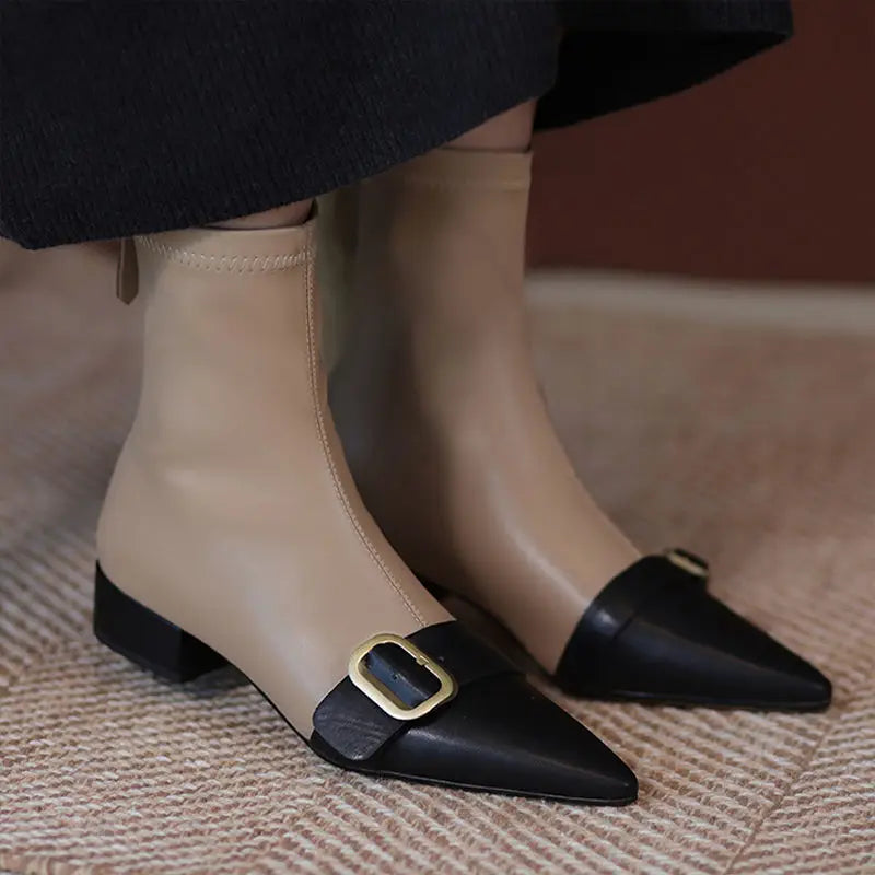 Deniela Boots