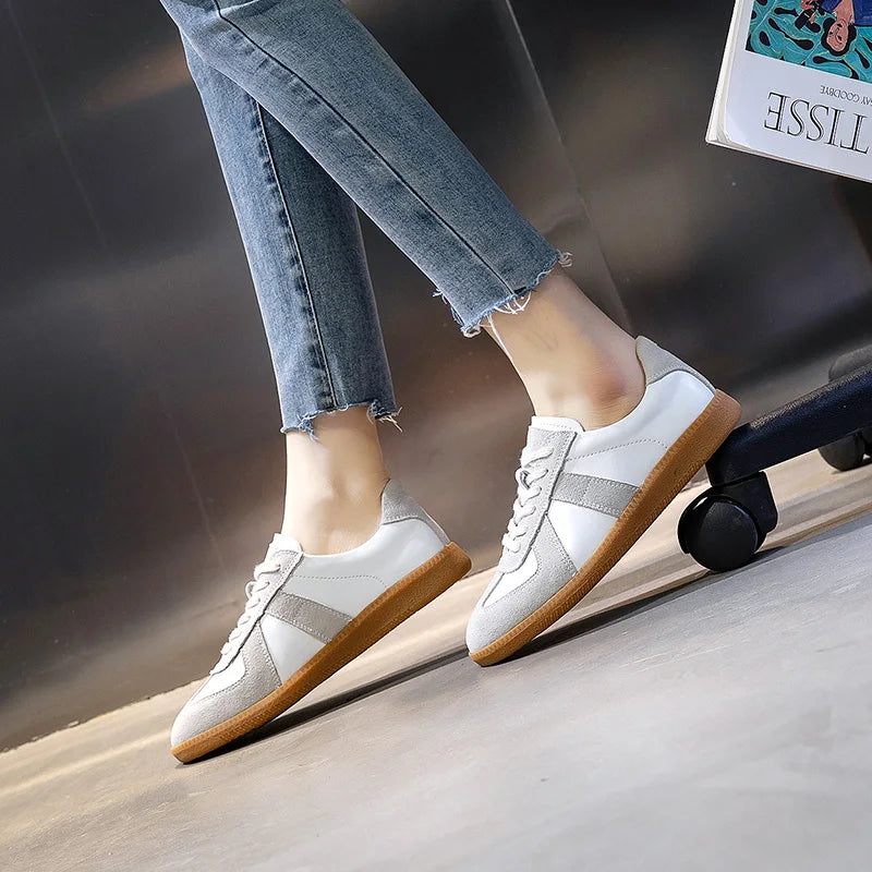 Renata Sneakers