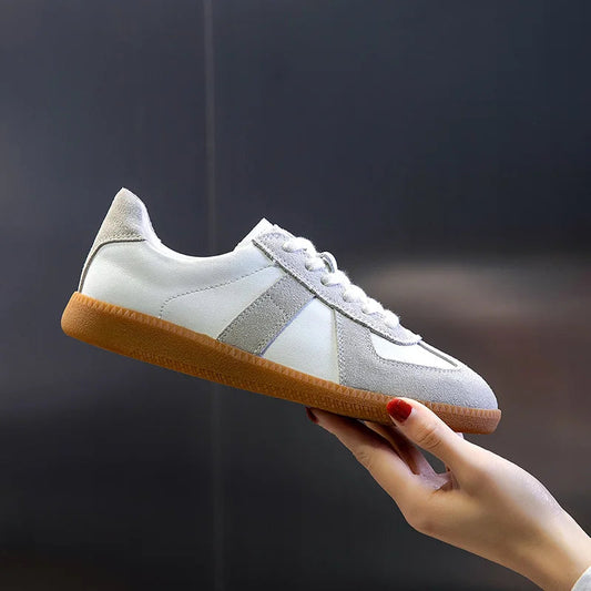 Renata Sneakers