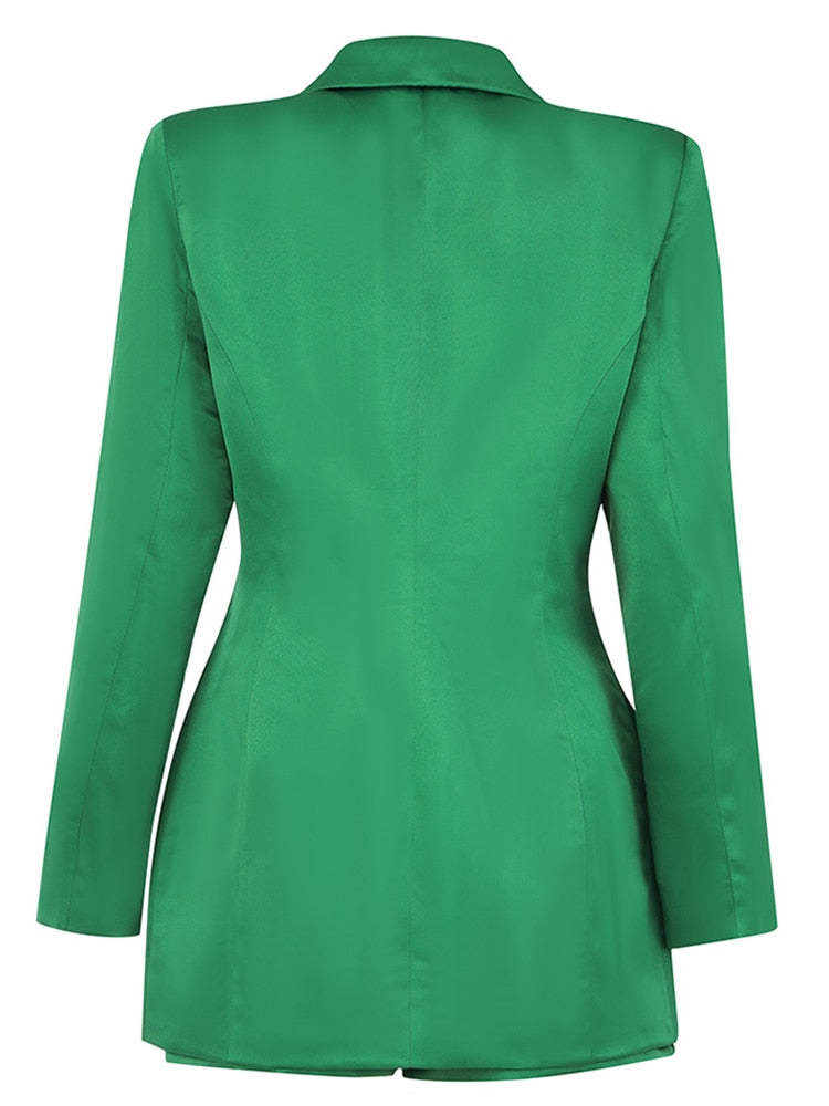 Nicole Suit