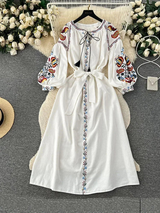 Women Spring Autumn Dress Vintage Ethnic Style Lantern Long Sleeve Embroidered Round Neck Slim A-Line Cotton Linen Dress D4930