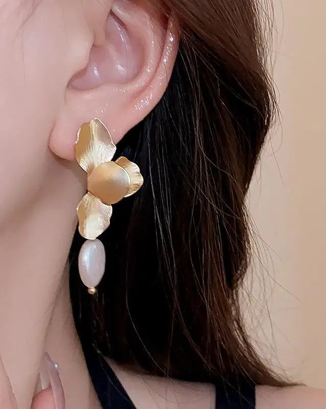 Leysan Earrings