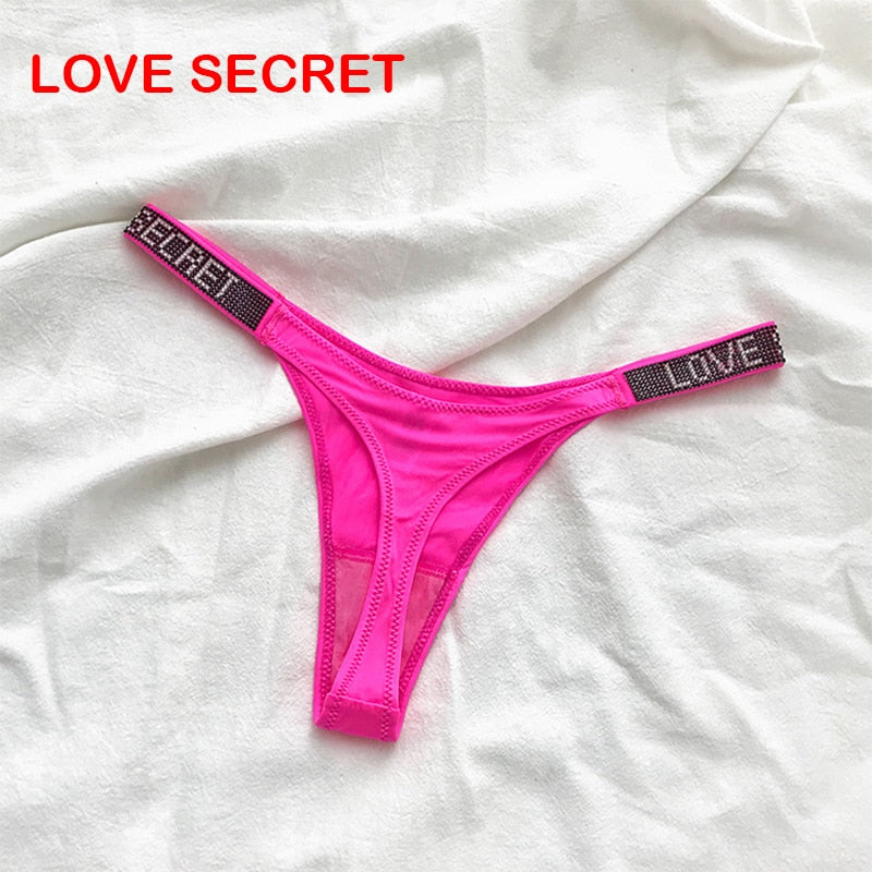 Lara Sexy String