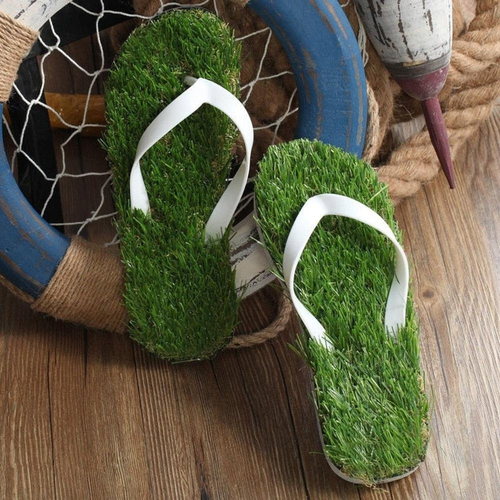 Saint Morris Grass Flip Flops
