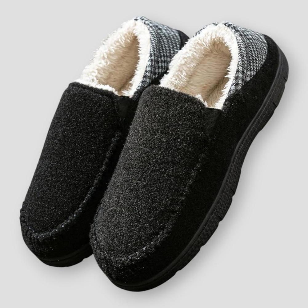 Saint Morris Kent Plush Slipper