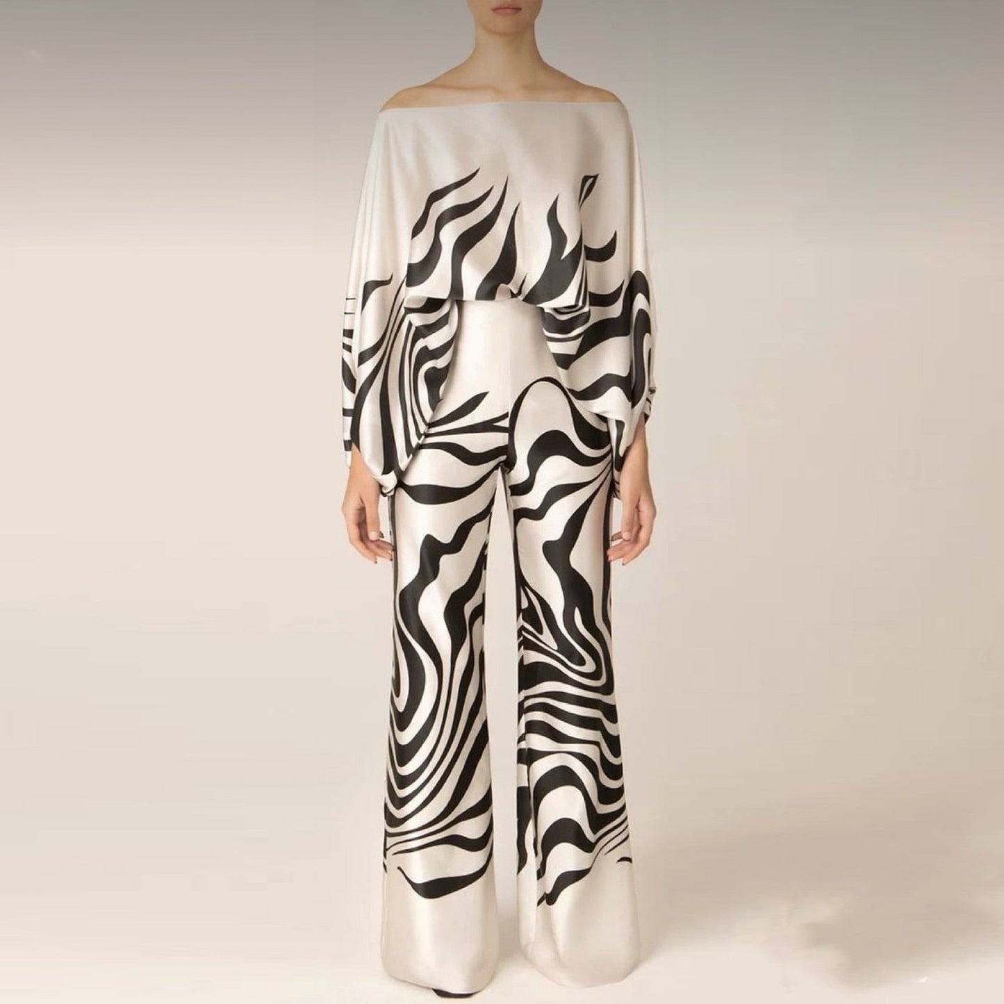 Megi 2 Pieces Set