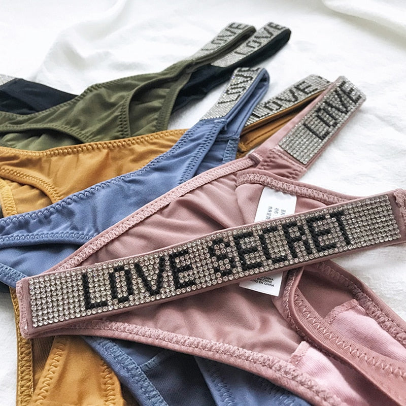 Lara Sexy String