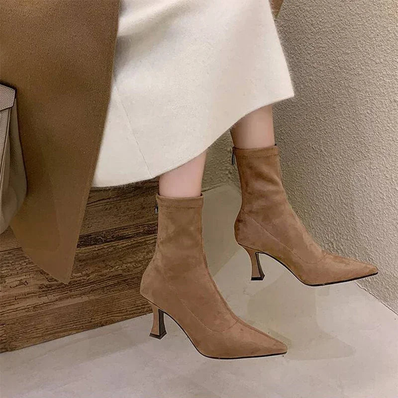 Jenesis Boots