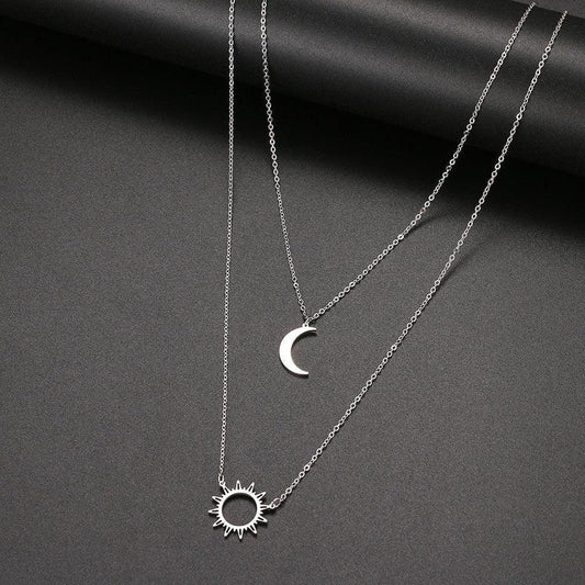Sky Madrid Lockhart Sun &Amp; Moon Necklace