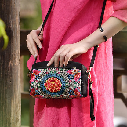 New Handheld Women'S Bag Ethnic Style Embroidery Bag Embroidery Canvas Bag Cross Shoulder Bag Handbag