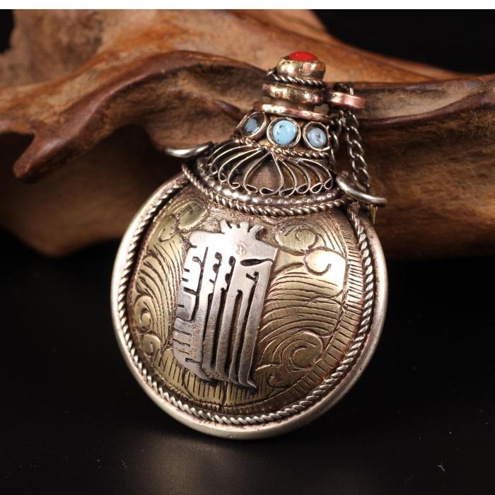 Hand-Made Tibetan Retro Folk Style Gagawu Box Small Pot Necklace Pendant For Men And Women