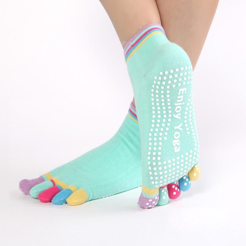 Women Sports Colorful Yoga Socks Hot Fitness And Pilates Cotton Socks Rainbow Workout Anti Slip Toe Socks Breathable Purple