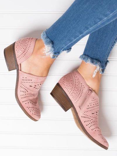 Spring And Summer Fashion Hollow Large Size Women'S Sandals