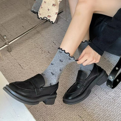 Rufia - Cute Basic Frilly Mid-calf Socks
