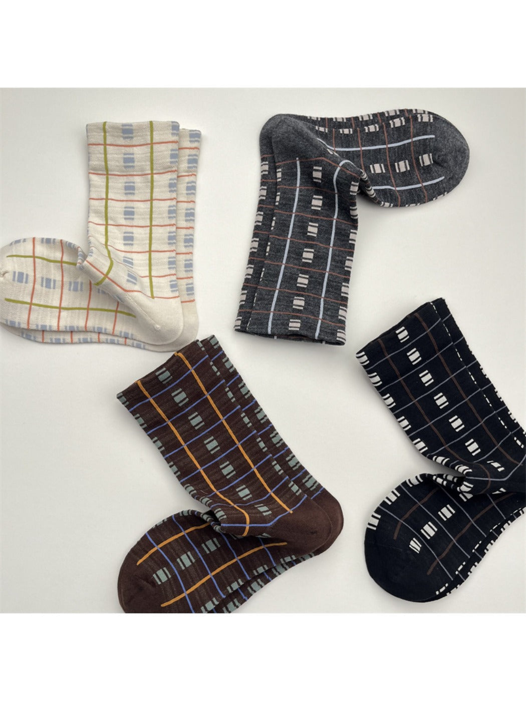 Rufia - Retro Mid-calf Socks with Line and Block Patterns