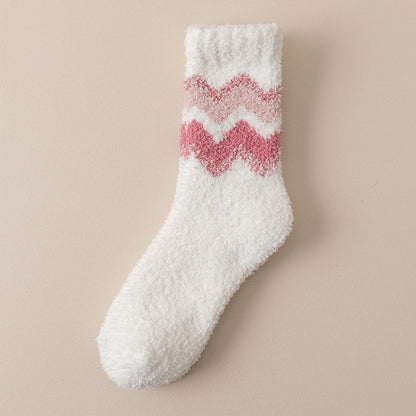 Rufia - Wavy Pattern Coral Fleece Socks