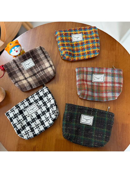 Cosbai - Vintage Plaid Cosmetic Pouch &amp; Coin Purse