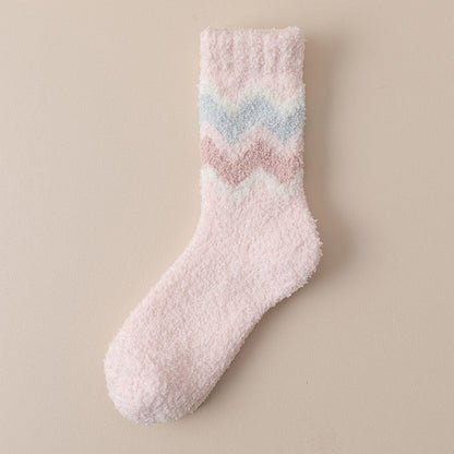 Rufia - Wavy Pattern Coral Fleece Socks