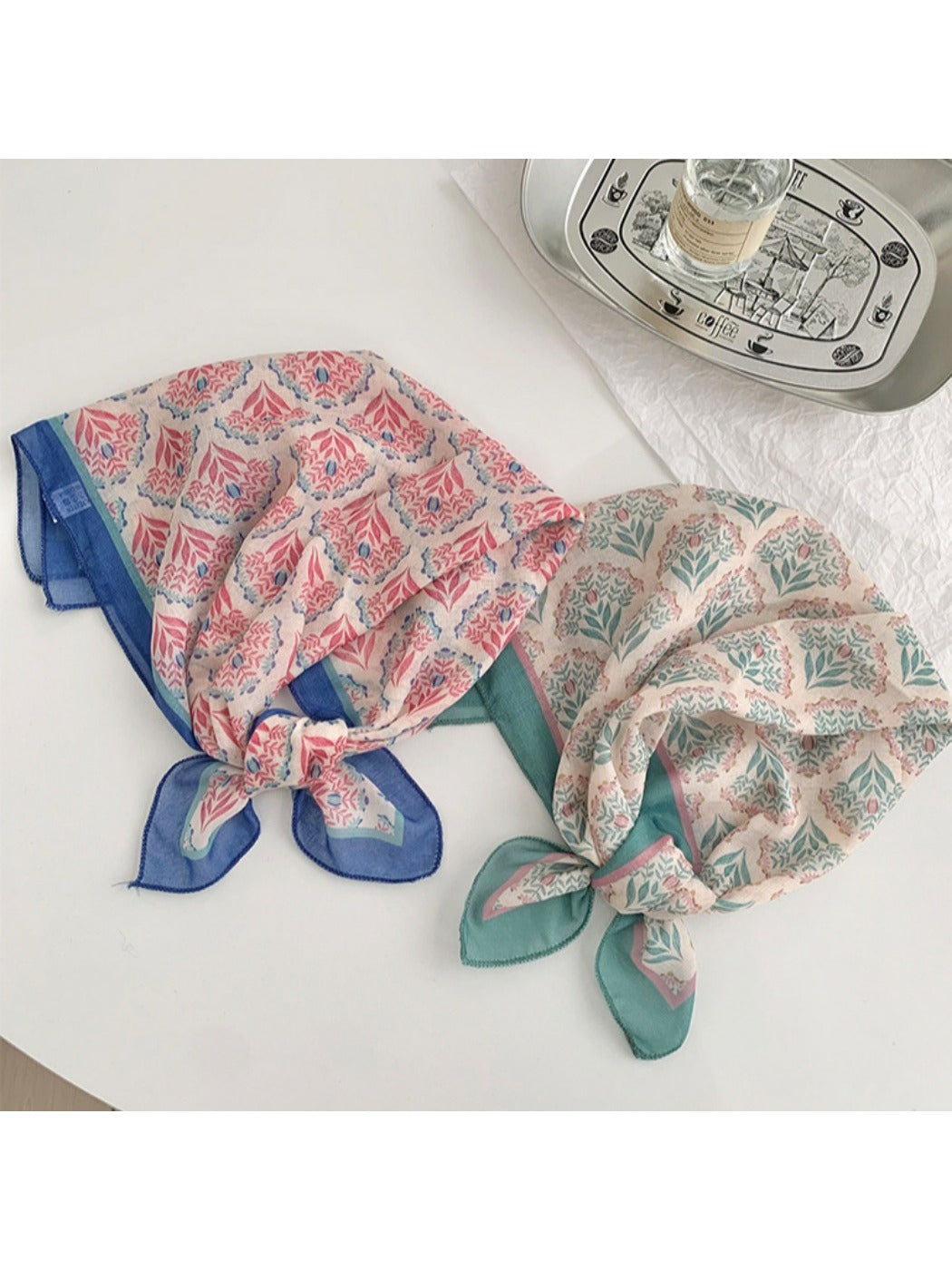 Haila - 20" Floral Print Square Scarf Bandana - Vintage &amp; Classic
