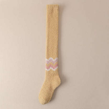 Rufia - Wavy Pattern Coral Fleece Long Socks
