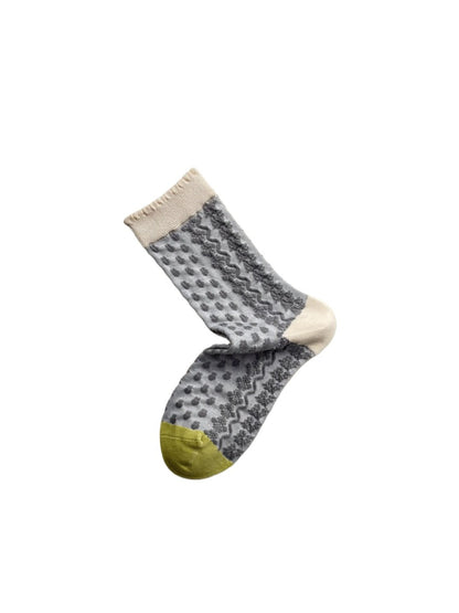 Rufia - Vintage Floral Embossed Socks